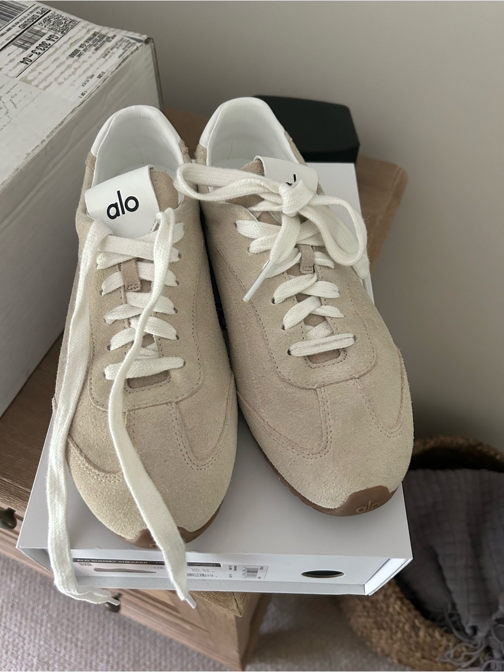 ALO Yoga Women's Sneakers in Beige and White